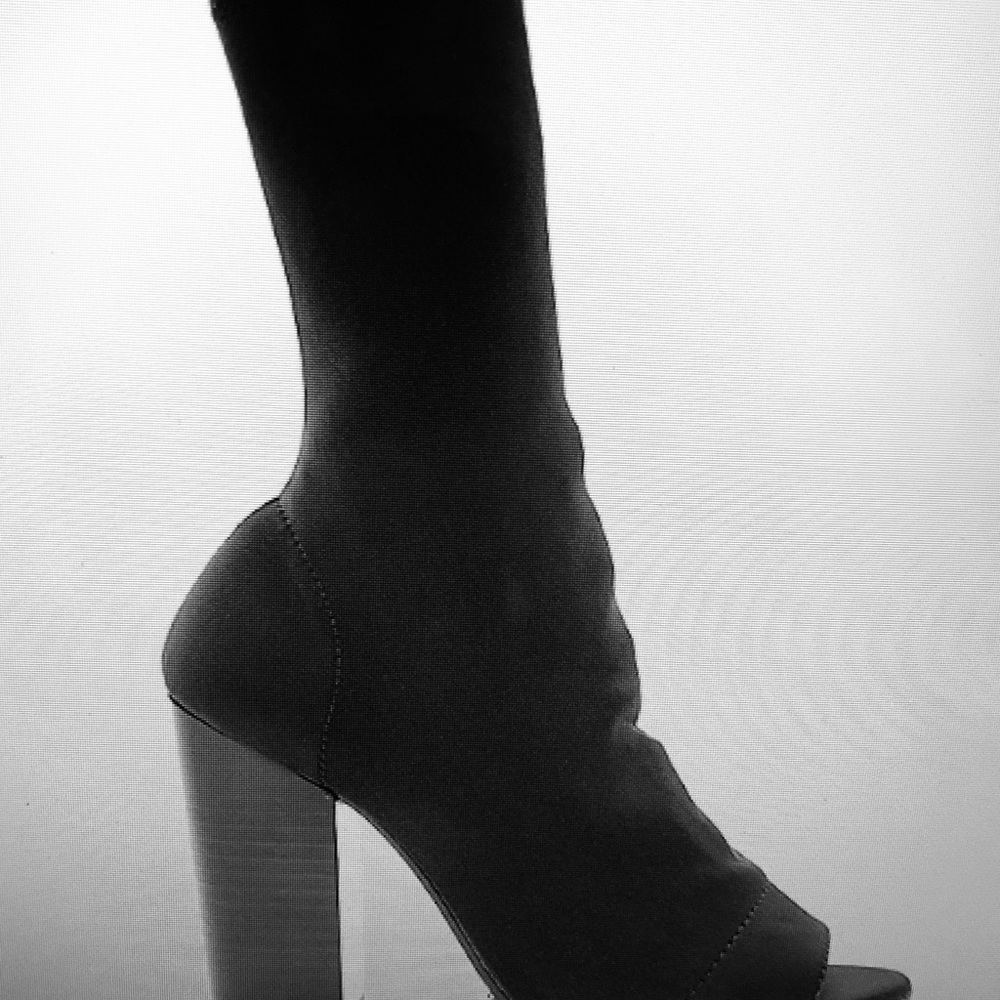 Malo Heel. Pull on style bootie.